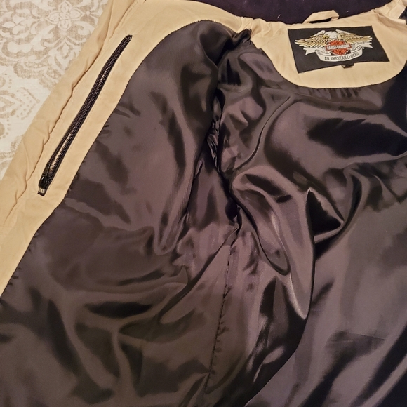 Jacket - Picture 4 of 7